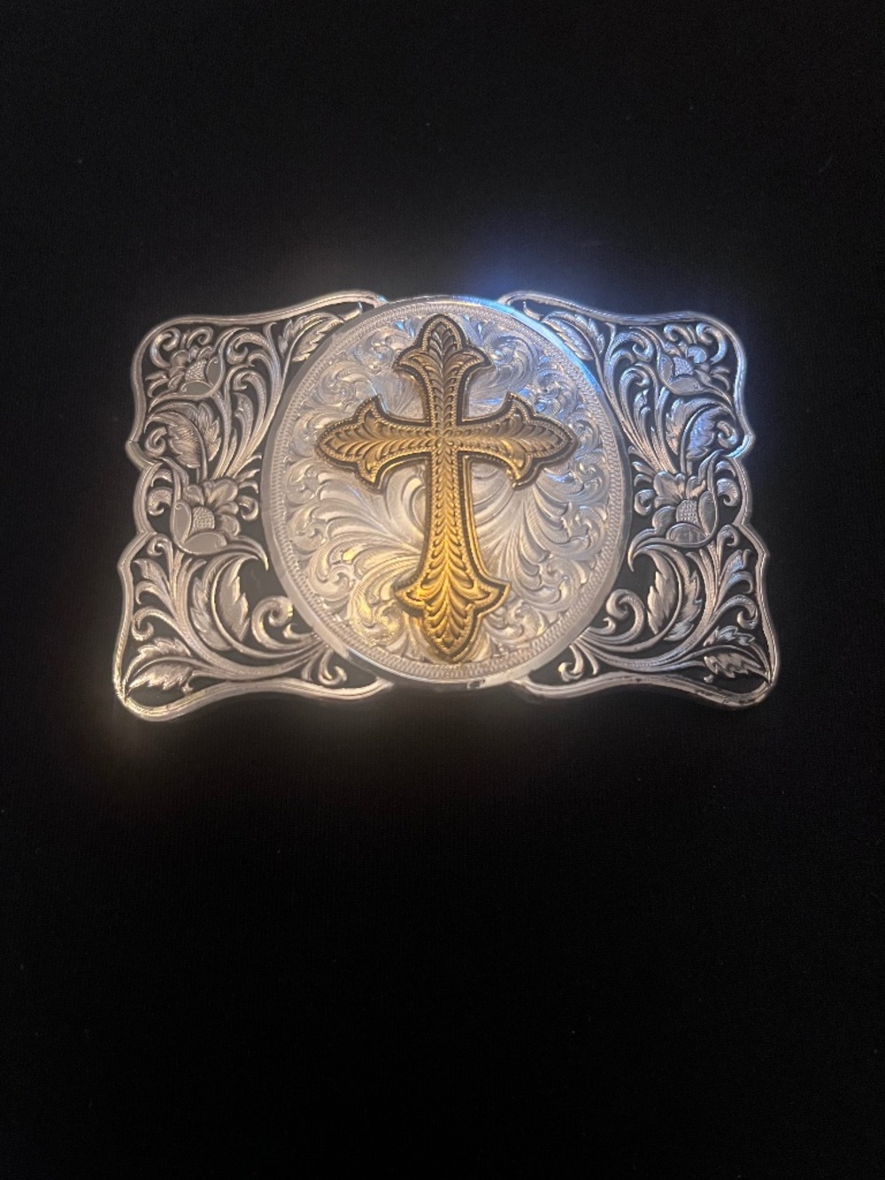 Montana Silversmiths 2 tone Cross belt buckle